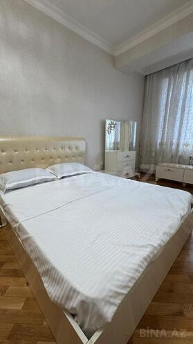 İcarəyə verilir 3 otaqlı yeni tikili 175 m², 28 May m., photo 13 from 24
