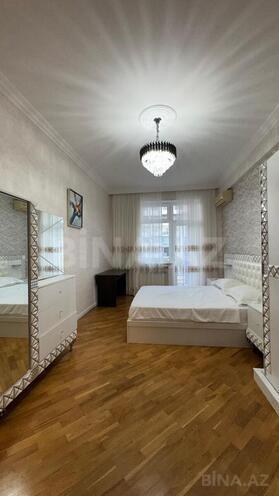 İcarəyə verilir 3 otaqlı yeni tikili 175 m², 28 May m., photo 15 from 24