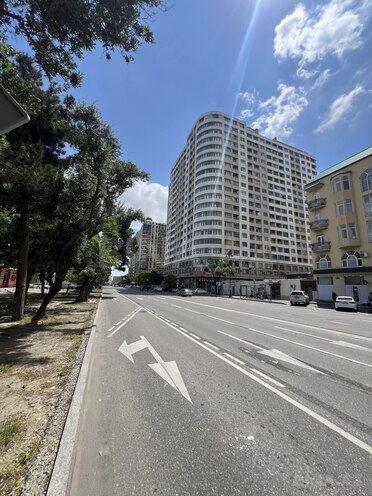 Продаётся 2-комн. новостройка 115 м², м. Элмляр Академиясы, photo 14 from 15