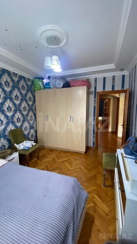 Продаётся 3-комн. вторичка 80 м², м. Ази Асланов, photo 7 from 17