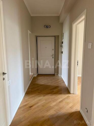 Satılır 3 otaqlı köhnə tikili 100.7 m², 28 May m., photo 1 from 23