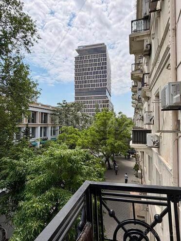 Satılır 3 otaqlı köhnə tikili 100.7 m², 28 May m., photo 5 from 23