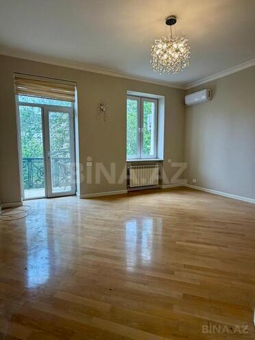 Satılır 3 otaqlı köhnə tikili 100.7 m², 28 May m., photo 8 from 23