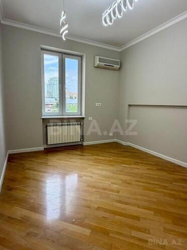 Satılır 3 otaqlı köhnə tikili 100.7 m², 28 May m., photo 11 from 23