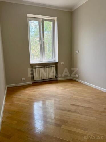 Satılır 3 otaqlı köhnə tikili 100.7 m², 28 May m., photo 15 from 23
