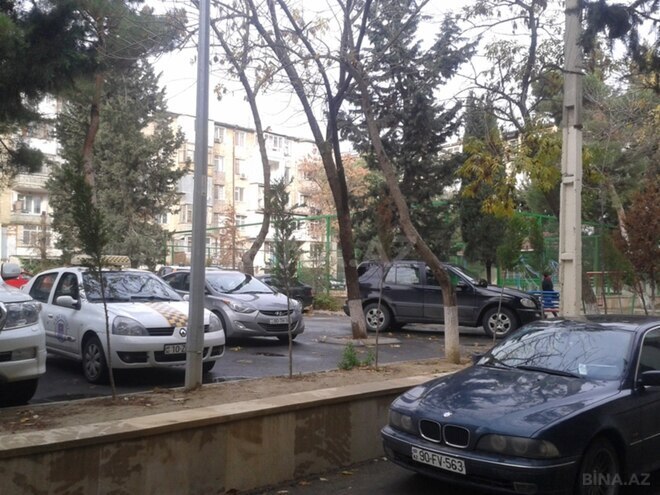 Satılır 1 otaqlı köhnə tikili 35 m², İnşaatçılar m., photo 11 from 12