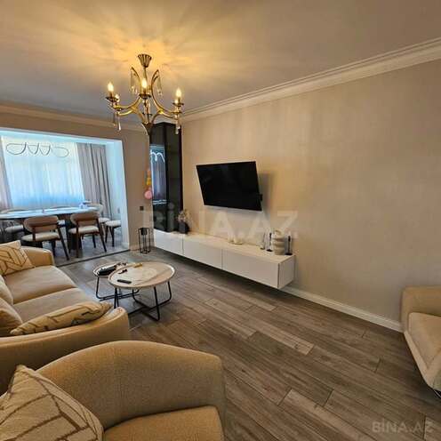 Satılır 2 otaqlı köhnə tikili 55 m², Memar Əcəmi m., photo 3 from 10