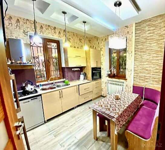 Продаётся 5-комн. дом/дача 240 м², photo 4 from 20