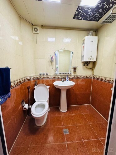 İcarəyə verilir 2 otaqlı köhnə tikili 60 m², Qara Qarayev m., photo 15 from 16