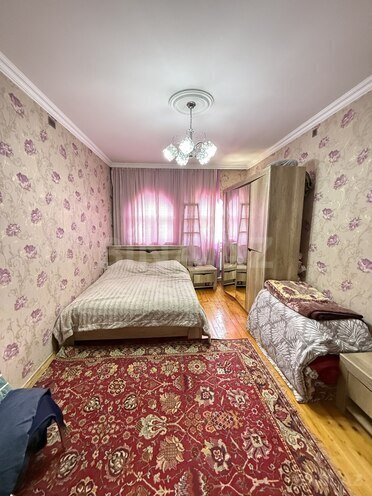 Продаётся 3-комн. вторичка 80 м², м. Кара Караев, photo 4 from 16