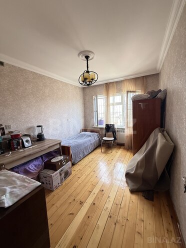 Продаётся 3-комн. вторичка 80 м², м. Кара Караев, photo 6 from 16