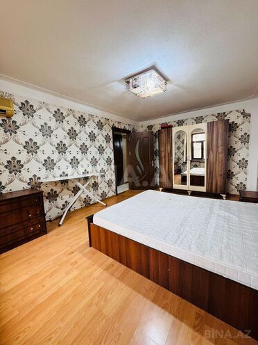 Satılır 3 otaqlı köhnə tikili 75 m², Qara Qarayev m., photo 16 from 18