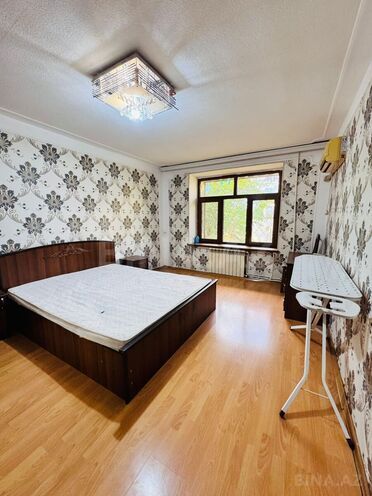 Satılır 3 otaqlı köhnə tikili 75 m², Qara Qarayev m., photo 14 from 18