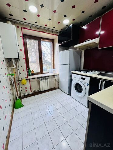 Satılır 3 otaqlı köhnə tikili 75 m², Qara Qarayev m., photo 7 from 18