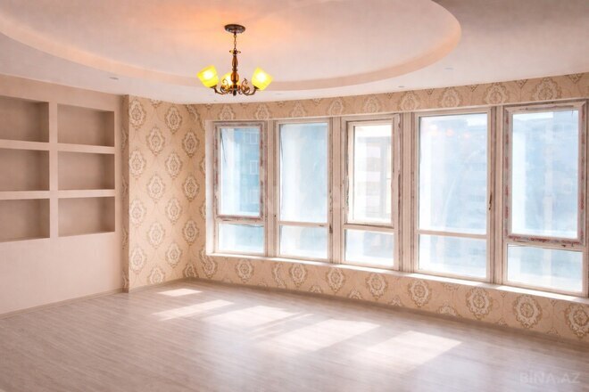 Satılır 2 otaqlı yeni tikili 81 m², Bakıxanov q., photo 1 from 10
