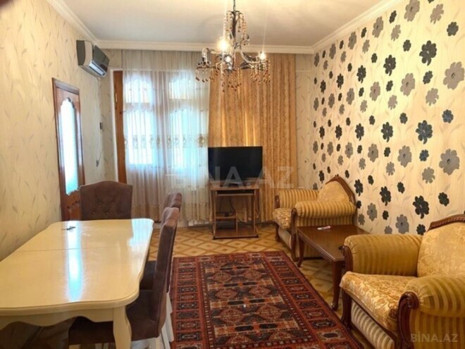 Сдаётся 2-комн. вторичка 60 м², м. 8 ноября, photo 5 from 10