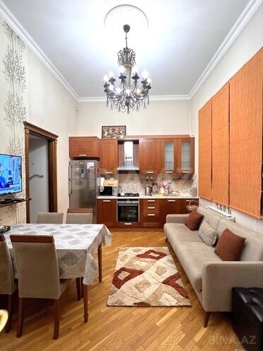 İcarəyə verilir 3 otaqlı köhnə tikili 70 m², Nizami m., photo 5 from 13