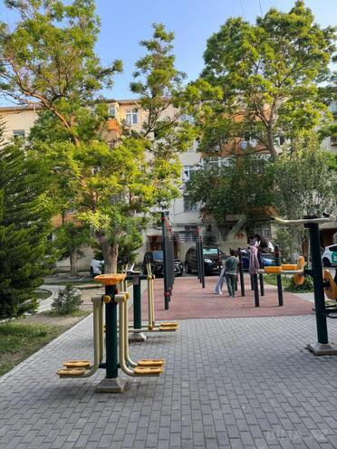 Satılır 2 otaqlı köhnə tikili 38 m², Nəsimi m., photo 1 from 10