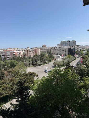 Satılır 2 otaqlı köhnə tikili 65 m², 8-ci mikrorayon q., photo 25 from 26