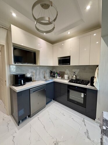 Satılır 2 otaqlı köhnə tikili 65 m², 8-ci mikrorayon q., photo 20 from 26