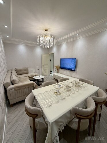 Satılır 2 otaqlı köhnə tikili 65 m², 8-ci mikrorayon q., photo 1 from 26
