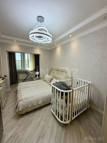 Satılır 2 otaqlı köhnə tikili 65 m², 8-ci mikrorayon q., photo 11 from 26