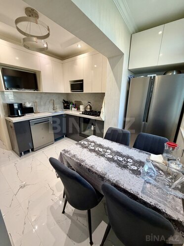 Satılır 2 otaqlı köhnə tikili 65 m², 8-ci mikrorayon q., photo 22 from 26