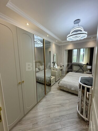 Satılır 2 otaqlı köhnə tikili 65 m², 8-ci mikrorayon q., photo 10 from 26