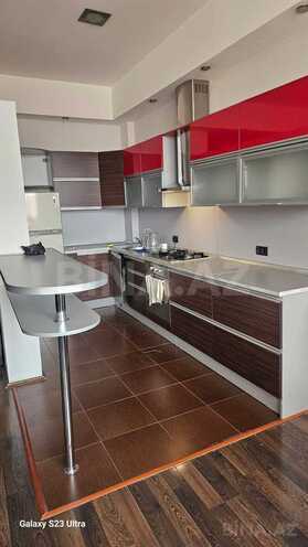İcarəyə verilir 3 otaqlı yeni tikili 140 m², 28 May m., photo 8 from 12