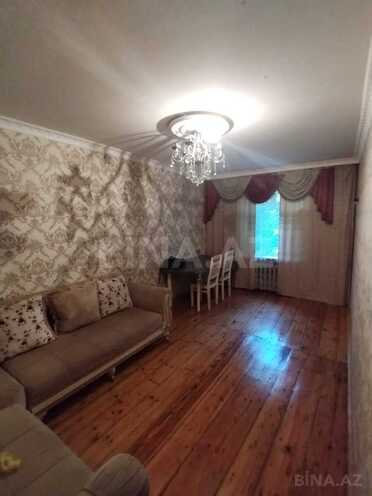 Продаётся 4-комн. вторичка 100 м², пос. Карачухур, photo 1 from 8