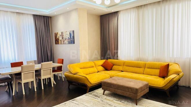 Сдаётся 3-комн. новостройка 120 м², Ясамальский р., photo 1 from 25