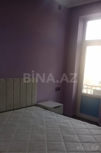 Сдаётся 3-комн. вторичка 70 м², м. Иншаатчылар, photo 4 from 12