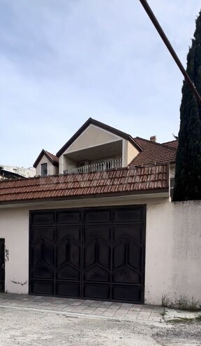 Satılır 7 otaqlı həyət evi/bağ evi 500 m², Qara Qarayev m., photo 1 from 21