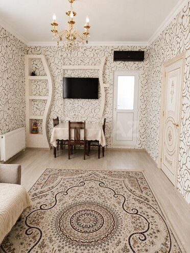 Продаётся 2-комн. вторичка 50 м², м. Мемар Аджеми, photo 1 from 9