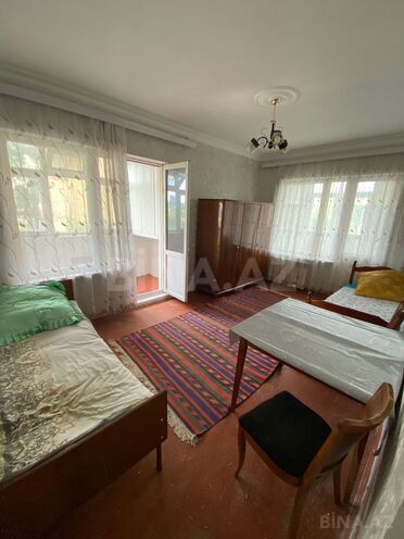 Сдаётся 1-комн. вторичка 50 м², м. Нефтчиляр, photo 1 from 9