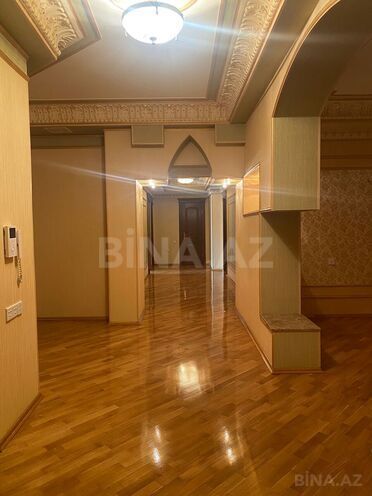 Satılır 4 otaqlı yeni tikili 250 m², 28 May m., photo 23 from 32