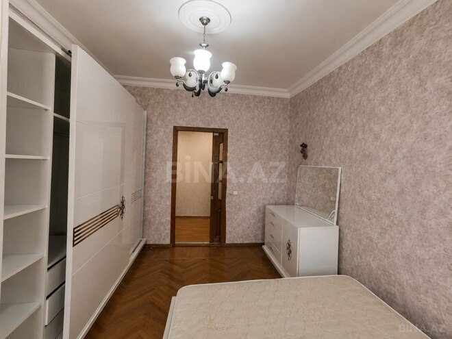 İcarəyə verilir 2 otaqlı köhnə tikili 75 m², Azadlıq Prospekti m., photo 6 from 11