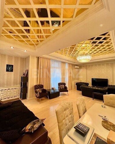 Satılır 4 otaqlı yeni tikili 220 m², Nizami m., photo 4 from 17