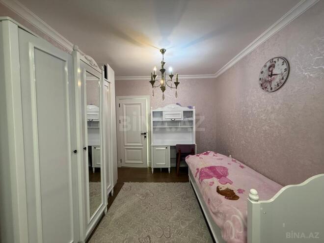 Продаётся 4-комн. вторичка 110 м², м. Нефтчиляр, photo 12 from 20