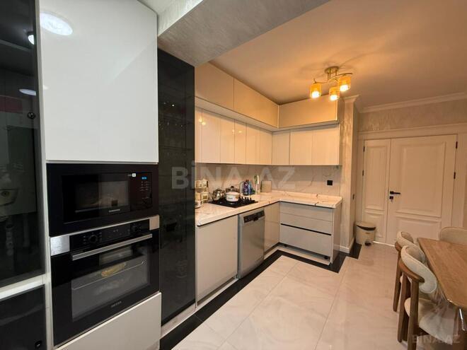 Продаётся 4-комн. вторичка 110 м², м. Нефтчиляр, photo 13 from 20