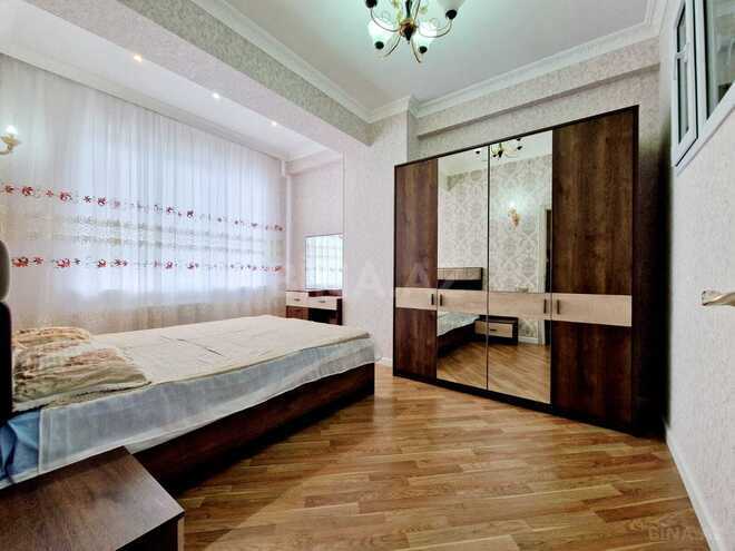 Сдаётся 3-комн. новостройка 75 м², м. Кара Караев, photo 4 from 14