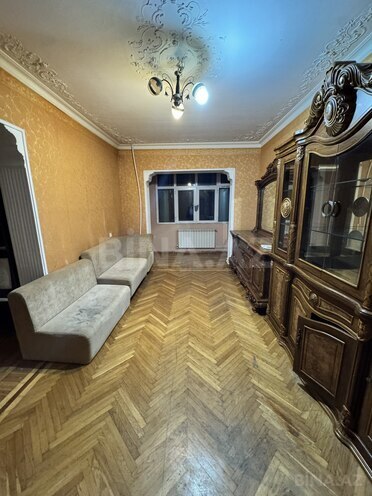 İcarəyə verilir 2 otaqlı köhnə tikili 65 m², 8-ci mikrorayon q., photo 3 from 28