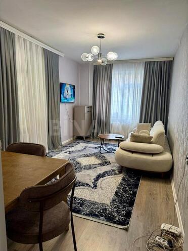 Продаётся 2-комн. вторичка 61.7 м², м. 8 ноября, photo 1 from 22