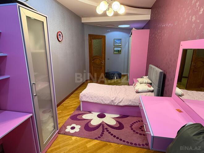Продаётся 4-комн. новостройка 156 м², м. Кара Караев, photo 9 from 17