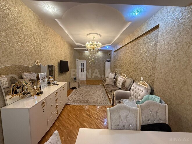 Продаётся 3-комн. новостройка 100 м², Абшеронcкий  р., photo 1 from 12