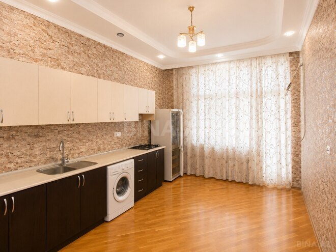 Сдаётся 3-комн. новостройка 130 м², пос. 7-ой мкр, photo 7 from 12