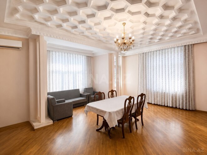 Сдаётся 3-комн. новостройка 130 м², пос. 7-ой мкр, photo 1 from 12