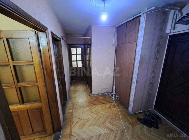 Satılır 3 otaqlı köhnə tikili 70 m², Xalqlar Dostluğu m., photo 10 from 13