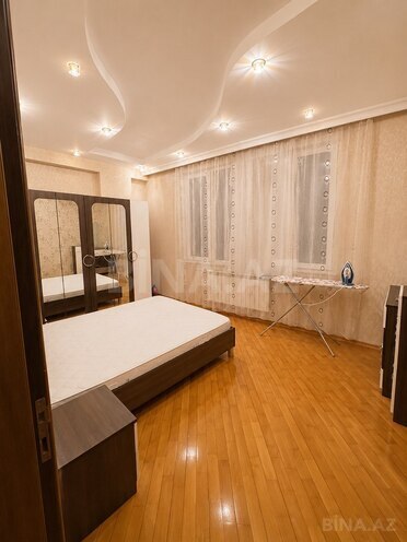 Сдаётся 3-комн. новостройка 130 м², м. Насими, photo 4 from 11