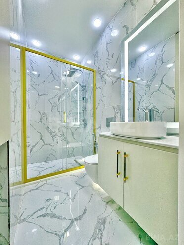 Продаётся 3-комн. новостройка 92 м², м. Кара Караев, photo 10 from 18